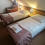Pod Szyszkami 3*