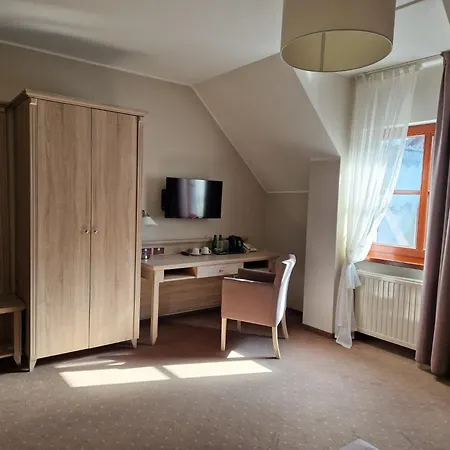Pod Szyszkami 3* Krotoszyn
