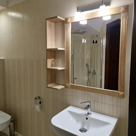 Pod Szyszkami 3* Krotoszyn