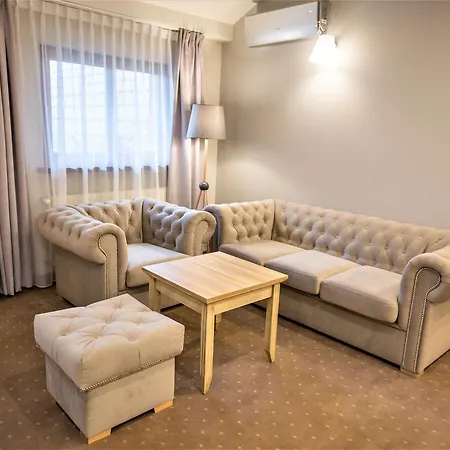 Hotel I Restauracja Pod Szyszkami 3*