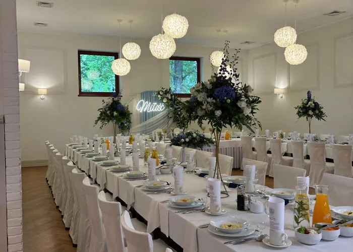 Pod Szyszkami 酒店 克罗托申