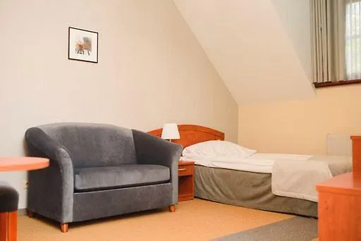 Pod Szyszkami 크로토신